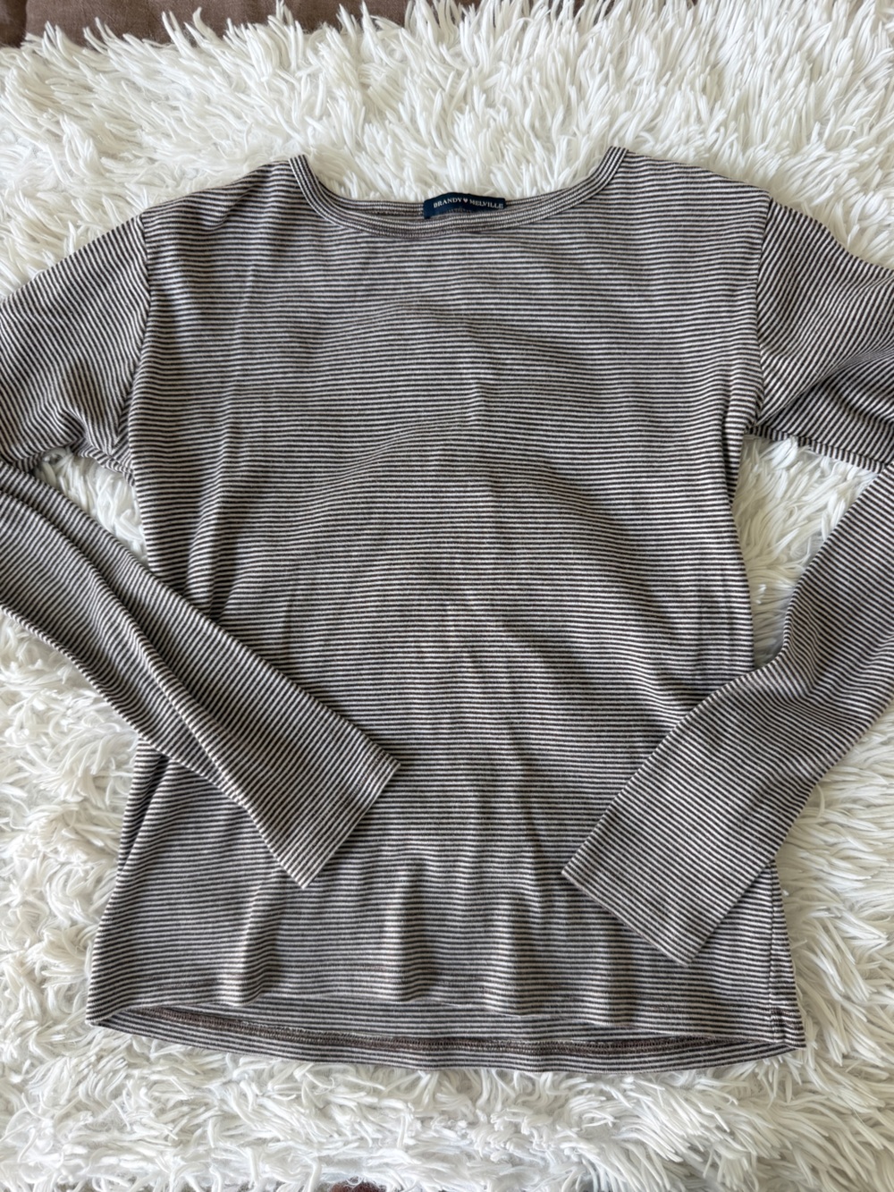Brandy Melville Long Sleeve Tee